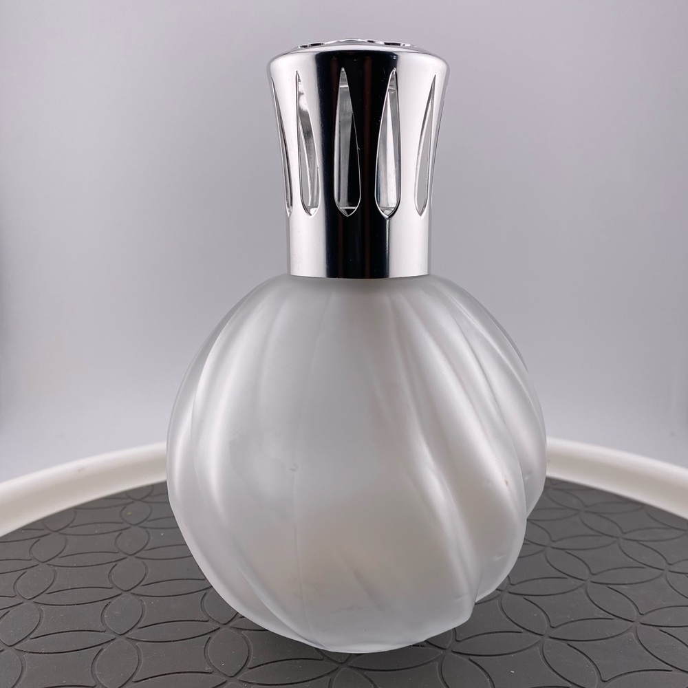 Authentic « Torsadee » Lampe Berger